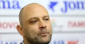 Дузпа: Абонаментният морал в спасяване на великата „синя“ идея