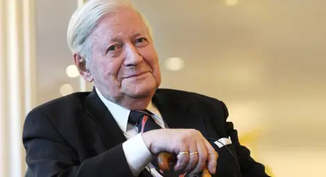 Почина бившият германски канцлер Хелмут Шмит