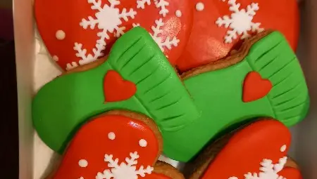 Корнелия събра с меденки 6000 лева за лечението на на Георги. Но са нужни още 26 000 евро за сметките от клиниката в Истанбул