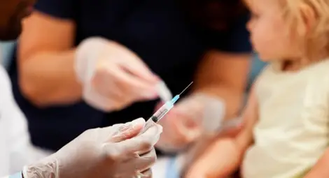 Евромайките: Родителите да могат да отлагат ваксините на децата си