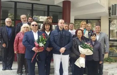 Лекарите в Силистра отличиха дарител в здравеопазването Лекарите в Силистра отличиха дарител в здравеопазването