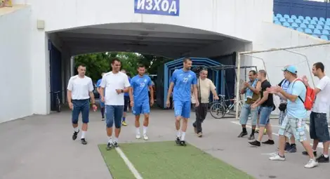 В &bdquo;Дунав&ldquo; подписаха договорите за &bdquo;Б&ldquo; група