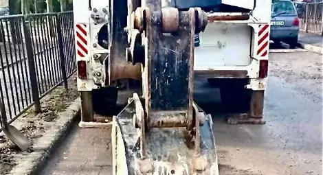 Продължават ремонтните дейности и почистването на улиците в Русе