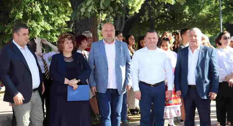 19 средни училища от Русе участват в Панорамата на средното образование 19 средни училища от Русе участват в Панорамата на средното образование