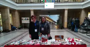 Майки със смели сърца