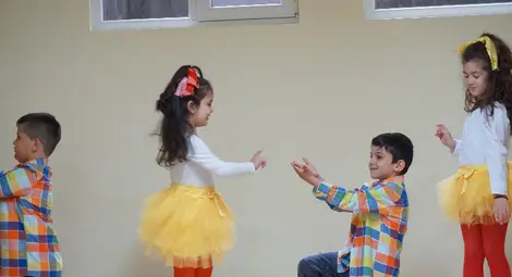 Откриха обновения физкултурен салон в русенската детска градина &bdquo;Зора&ldquo; /галерия/