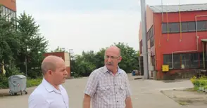 Ще ремонтират пътните участъци  около „Петър Караминчев“ и ТЕЦ-а