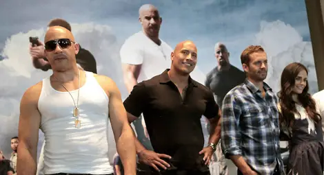 Вин Дизел, Дуейн Джонсън, Пол Уолкър и Джордана Брустър