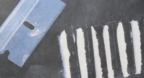 Изравни се процентът на момичетата и момчетата, опитвали дрога Изравни се процентът на момичетата и момчетата, опитвали дрога