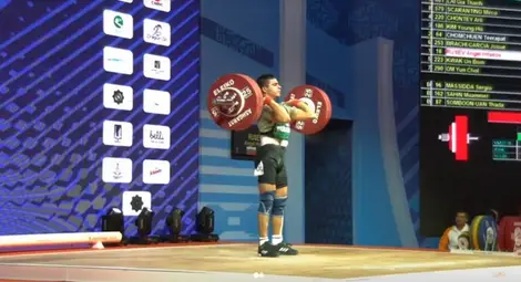 17-годишен щангист на &bdquo;Русе&ldquo;  шести на световното за мъже