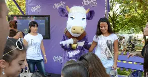 8400 прегръдки направиха Русе третия най-нежен град