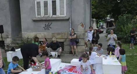 Записват деца за лятното ателие в Художествената галерия Записват деца за лятното ателие в Художествената галерия