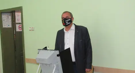 Искрен Веселинов: Старал съм се винаги да намирам позитивни основания за своя вот