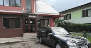 Отхвърлиха продажбата на общински терен на „Котовск“ на погребална агенция