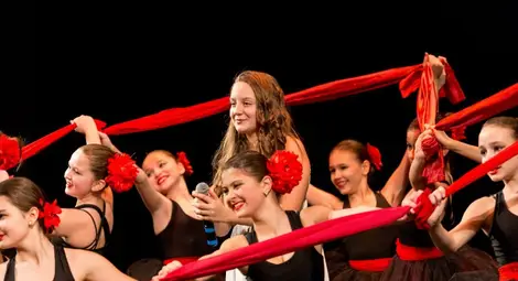 С &bdquo;Испанска любов&ldquo; завърши  артсалонът &bdquo;Любов и вино&ldquo;