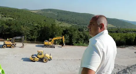 Борисов: До 2024 година магистрала &bdquo;Хемус&ldquo; ще е готова, обещал съм