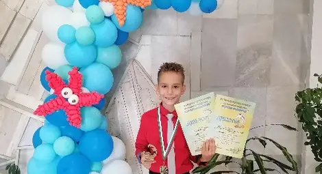 Мартин Сиромахов на крачка от върха в международен вокален конкурс