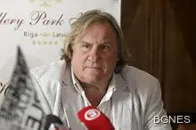 Депардийо осъди списание за публикуване на снимки