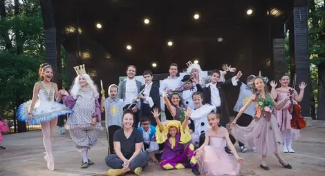 Малки артисти представят пред  връстници &bdquo;Вълшебната гора&ldquo;