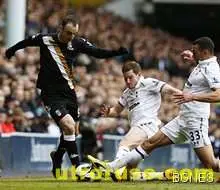 Йол: Оставете Бербатов на спокойствие