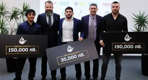 Гриша Ганчев позлати класиците и не даде нито стотинка на свободния стил