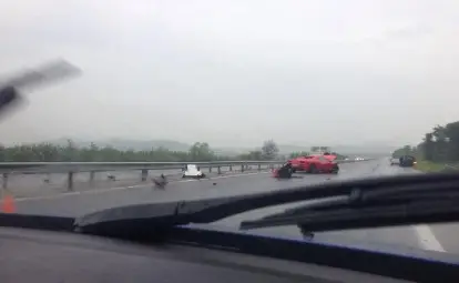 Свръх луксозно Ферари катастрофира тежко на магистрала "Тракия"