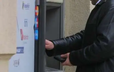 Заловиха българин докато източва банкомат в Турция