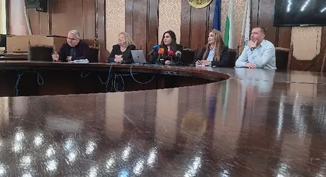 Директорът на общинската правна дирекция Елена Тодорова за казуса с летището: &bdquo;Еърпорт Русе&ldquo; има шестмесечно предизвестие, в което може да изпълни основното си задължение