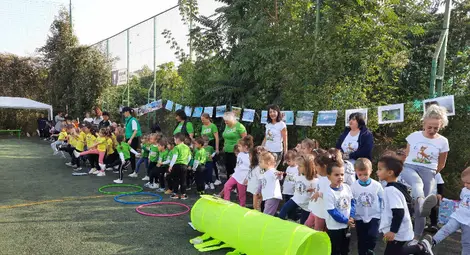 Повече от 350 деца от русенската градина "Снежанка" се включиха във &bdquo;Весел спортен празник&ldquo; /галерия/