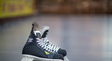 Откриват утре ледената пързалка в центъра на Русе /галерия/ Откриват утре ледената пързалка в центъра на Русе /галерия/