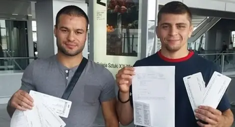 Свалиха от самолета национали по борба Свалиха от самолета национали по борба