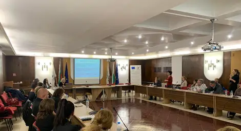 В Русе обсъдиха добри практики и устойчиви модели в образователната медиация в училищата