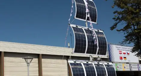 Соларна станция за мобилни устройства показват за първи път у нас на Международния технически панаир в Пловдив 