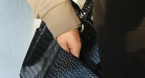 Семейство от Иваново обрало дете на „Александровска“ Семейство от Иваново обрало дете на „Александровска“