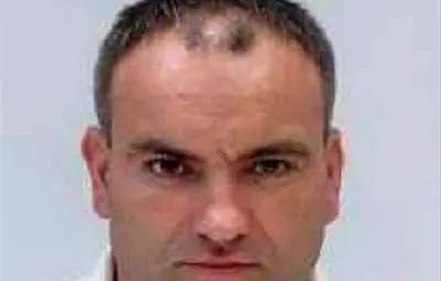 Ембака духнал по канал на Доктора Ембака духнал по канал на Доктора