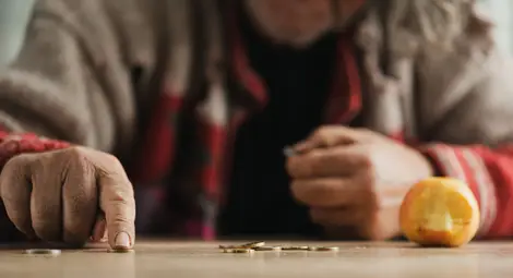 Евростат: Българите - втори по бедност в ЕС