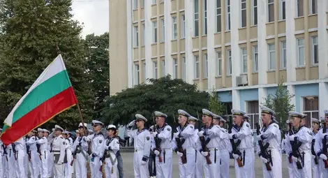 Военноморското училище представя в Русе възможностите за обучение Военноморското училище представя в Русе възможностите за обучение