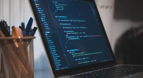 Млад русенец е сред финалистите на международен конкурс по програмиране