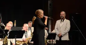 Хилда Казасян и диригентът Димчо Рубчев пяха в дует