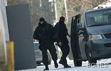 Издирват Мила Георгиева, обявена за организатор на група за убийства