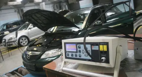 Ако автомобил замърсява въздуха над нормата, няма да бъде регистриран в КАТ Ако автомобил замърсява въздуха над нормата, няма да бъде регистриран в КАТ