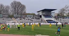 Вдъхновеният от феновете борбен „Дунав“ спечели важни 3 точки