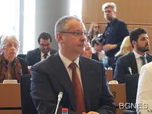 Станишев напуска Народното събрание в посока Брюксел