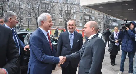 Герджиков: Службите са мобилизирани  срещу търговията с гласове