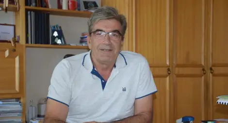 Петър Петров Петър Петров