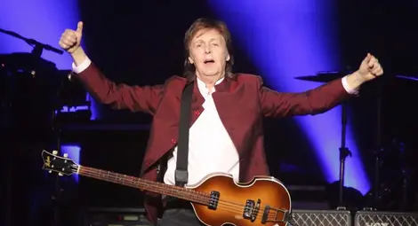 Пол Маккартни прави &rdquo;Страхотно Рождество&rdquo; с Джими Фалън