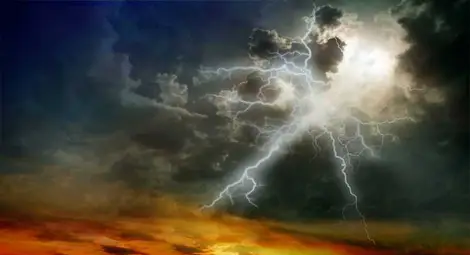 Новата седмица ще започне с гръмотевични бури и градушки