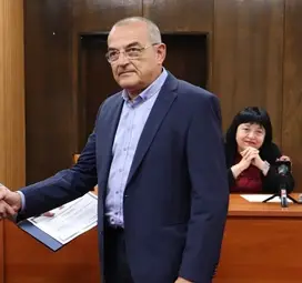 Д-р Светослав Дачев отличен с почетен знак и грамота „Лекар на годината 2022“ Д-р Светослав Дачев отличен с почетен знак и грамота „Лекар на годината 2022“