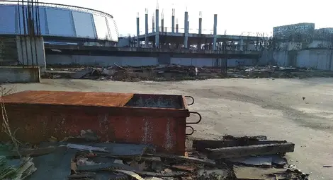 Някога тук имаше колодрум. А ето какво има сега.                                      Снимка: Георги ХРИСТОВ