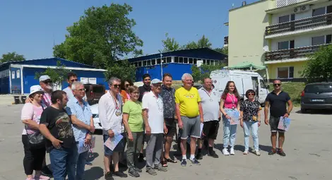 Златните медали от Държавното първенство по радиоуправляеми ветроходни яхти - клас S в Русе отплаваха към Габрово и Варна /галерия/